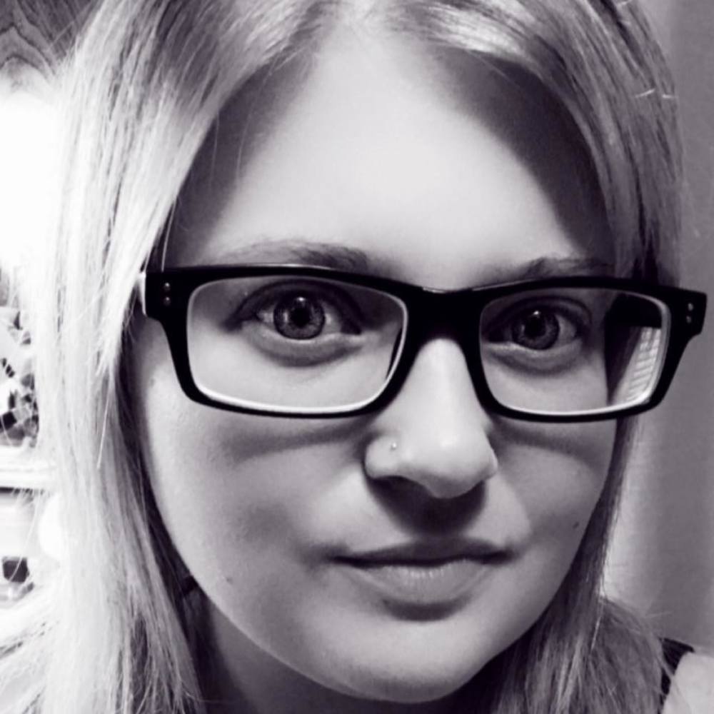 Meet your Posher, Amanda